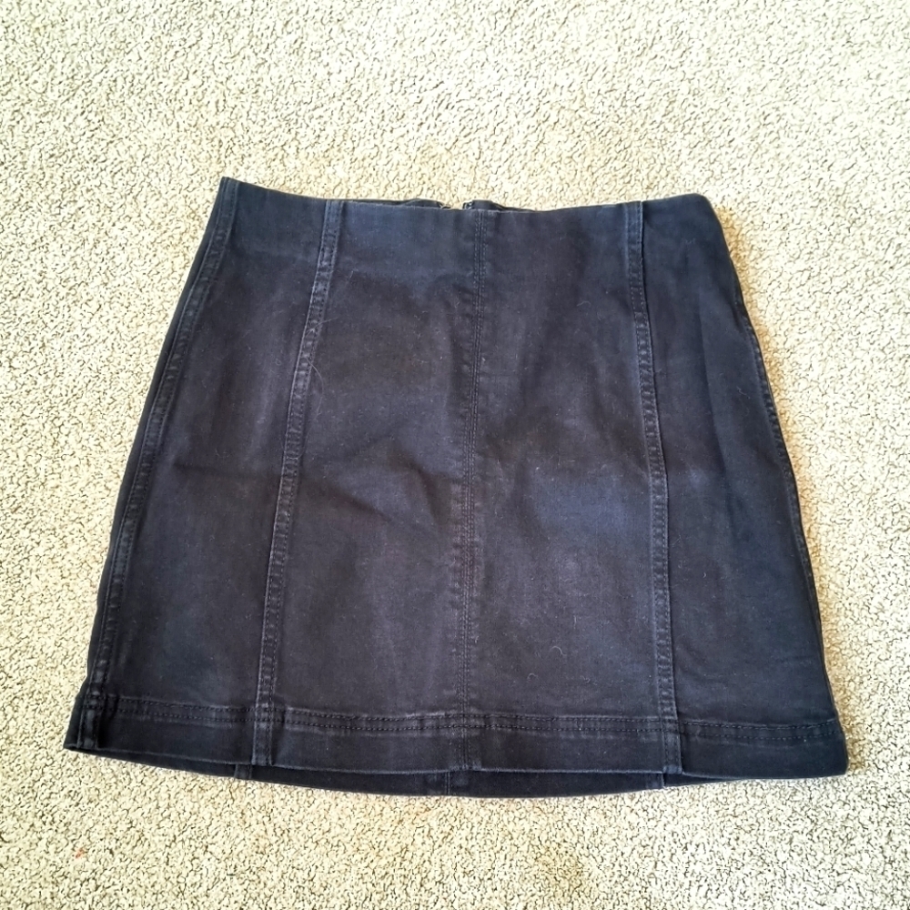 Women’s Stylish Classic Black Denim Skirt with Zipper-Size Small by Wild fable